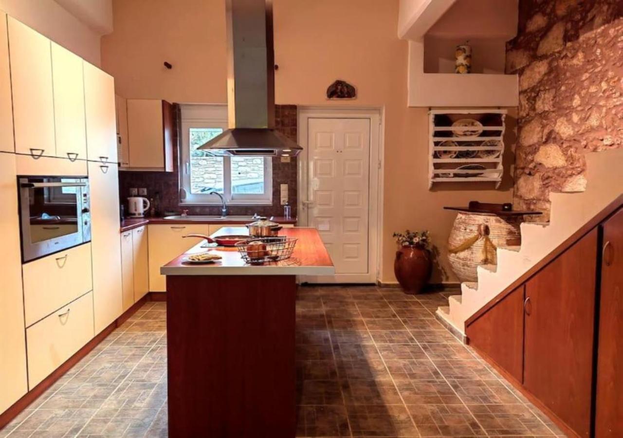 Villa Nelparadi Platanos  Экстерьер фото